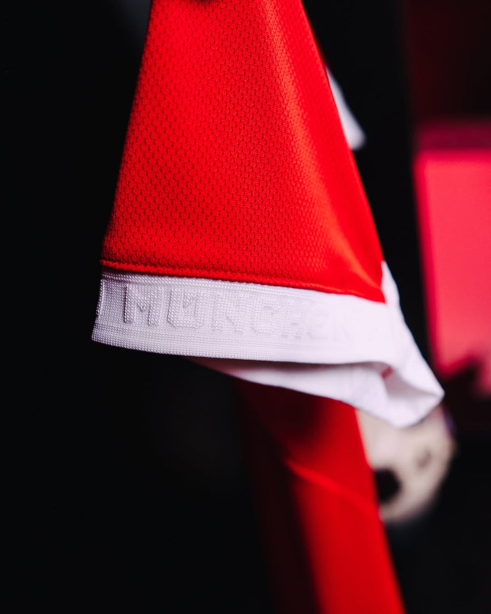 FC Bayern Munich 2025/26 Home Jersey