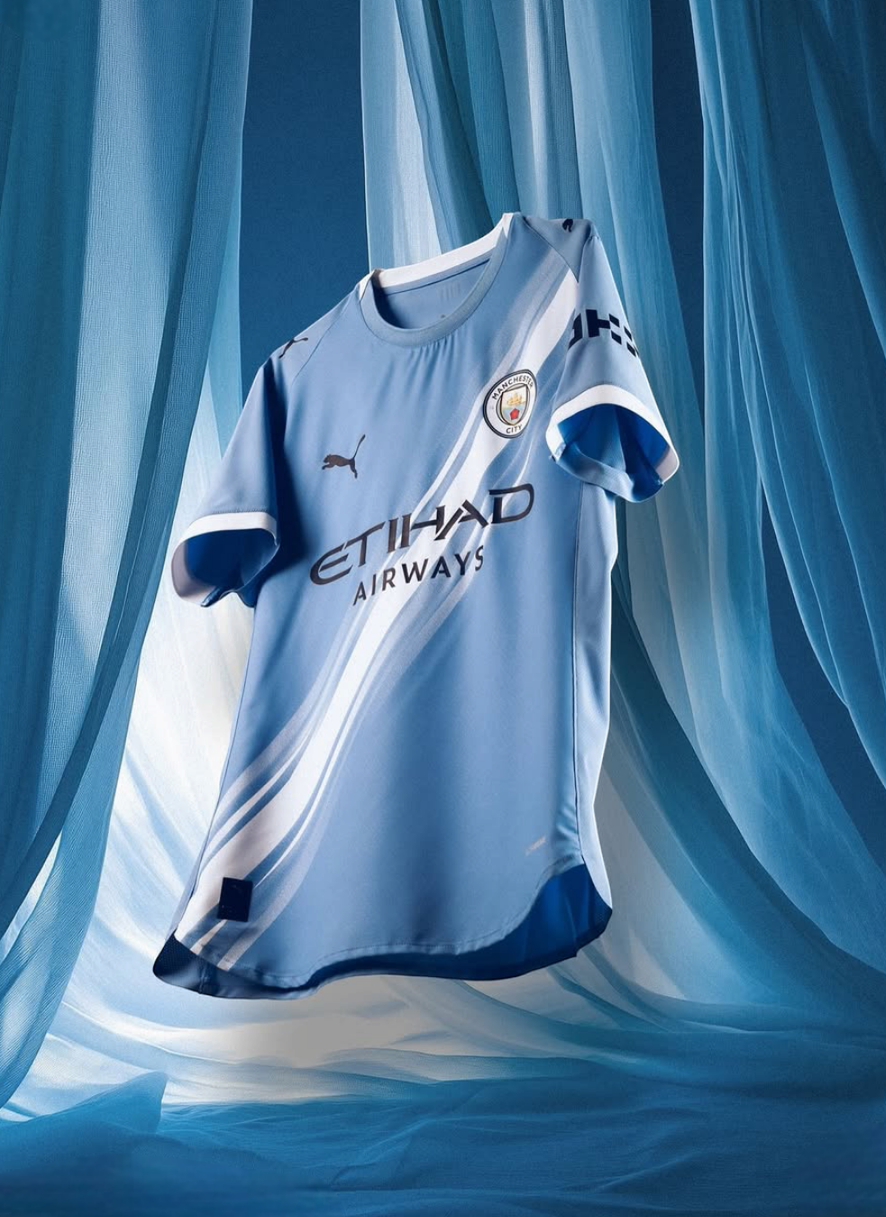 Manchester City 2025/26 Home Kit