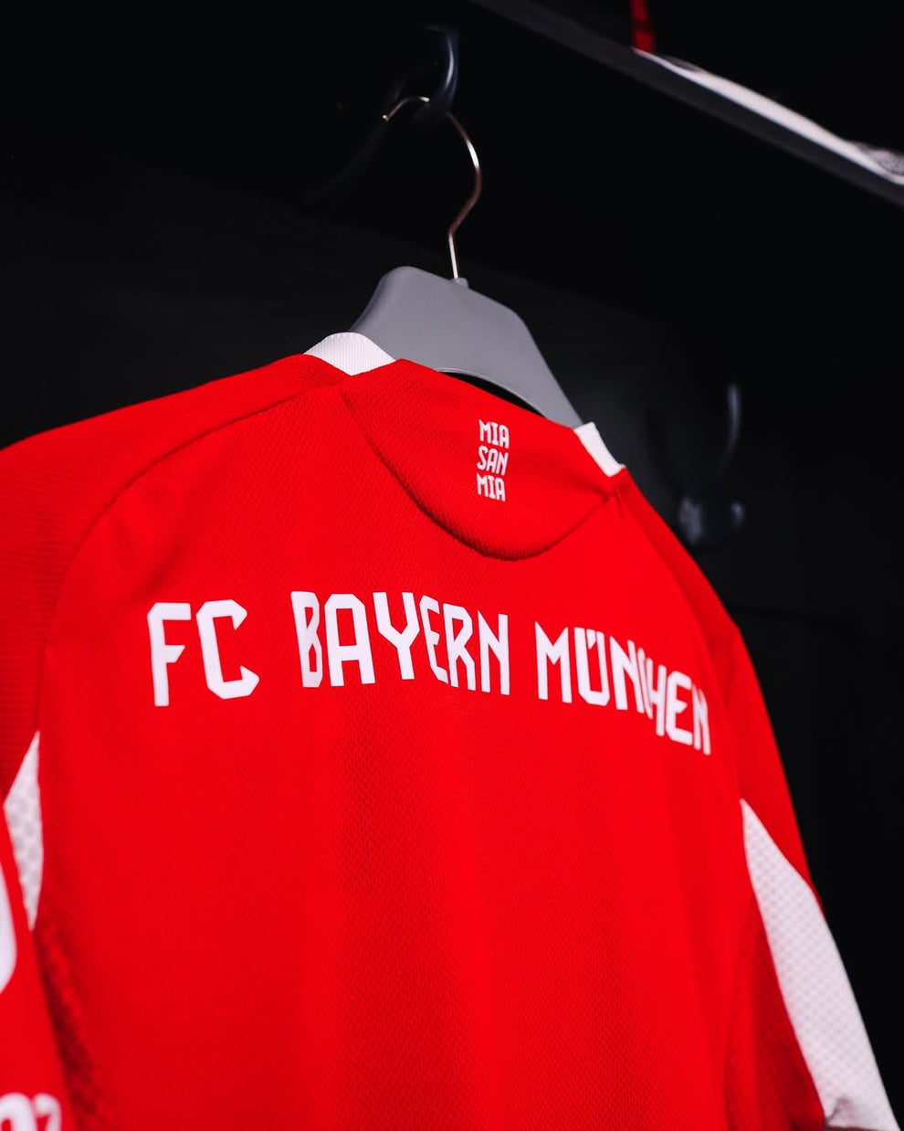 FC Bayern Munich 2025/26 Home Jersey