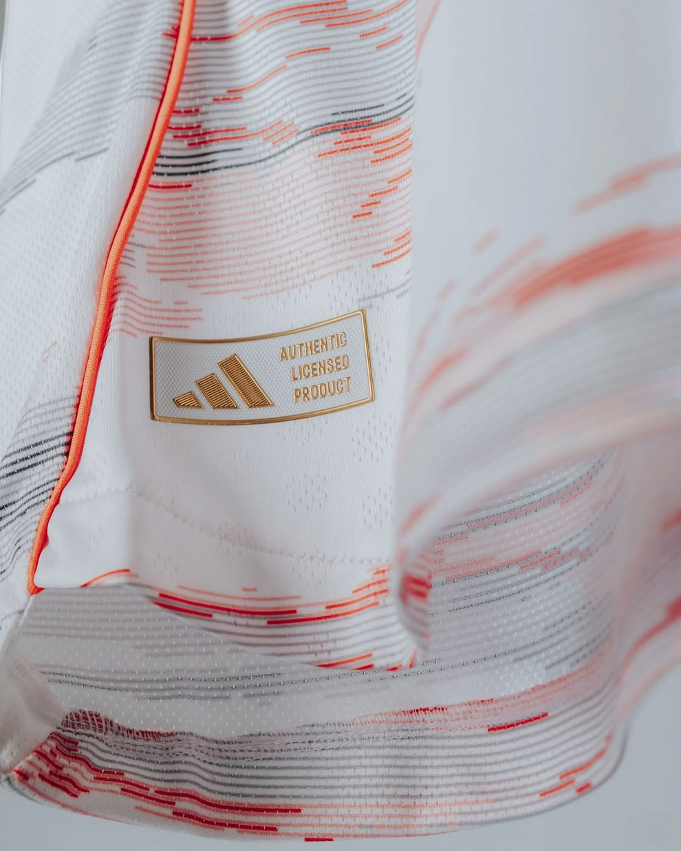 FC Bayern Munich 2025/26 Away Jersey
