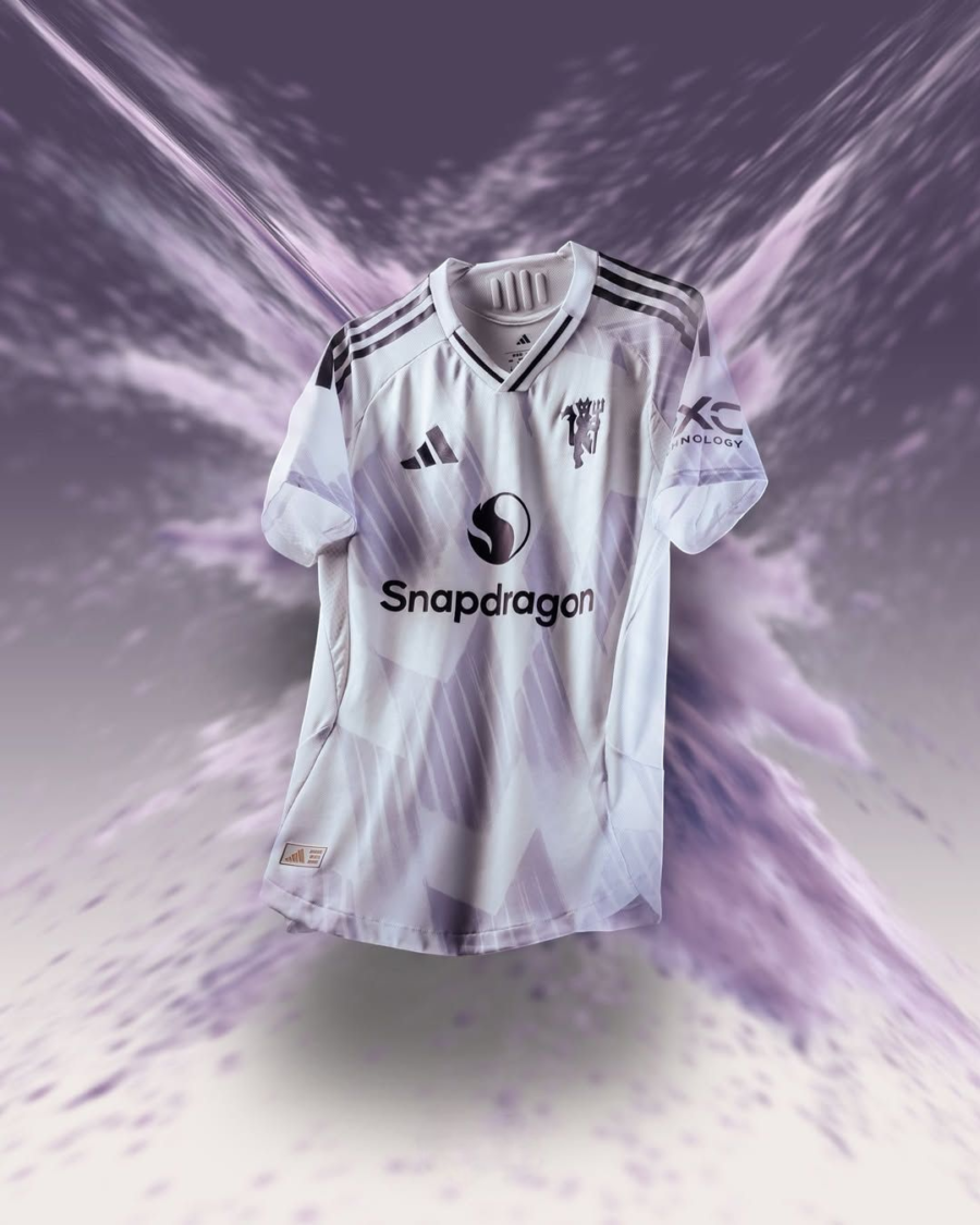 Manchester United 2025/26 Away Jersey